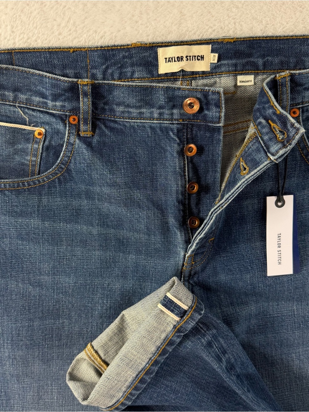 NWT Taylor Stitch Democratic Mid Wash Organic Selvedge Jeans 35x32